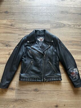 Harley Davidson Leather Biker Jacket with Embroidered Sleeve Patch